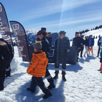 Le comité du Léman et les athlètes du 70ème tournoi de ski des Douanes